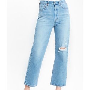 Levi’s Ribcage Straight ankle jeans